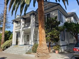 featured image of 400 S 7th St