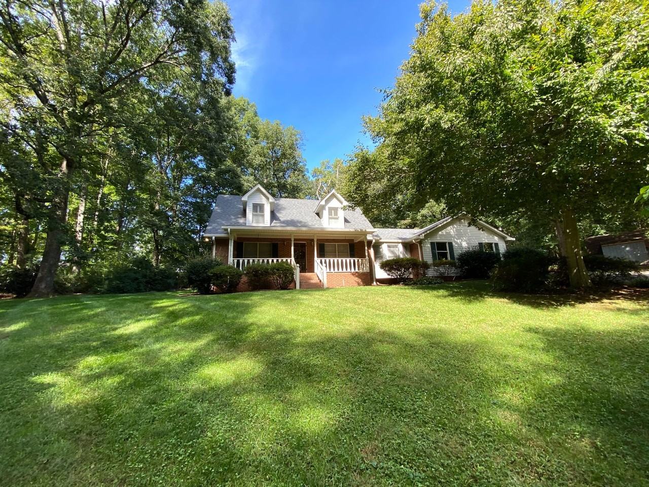 1407 June Rd - Photo 3 of 37