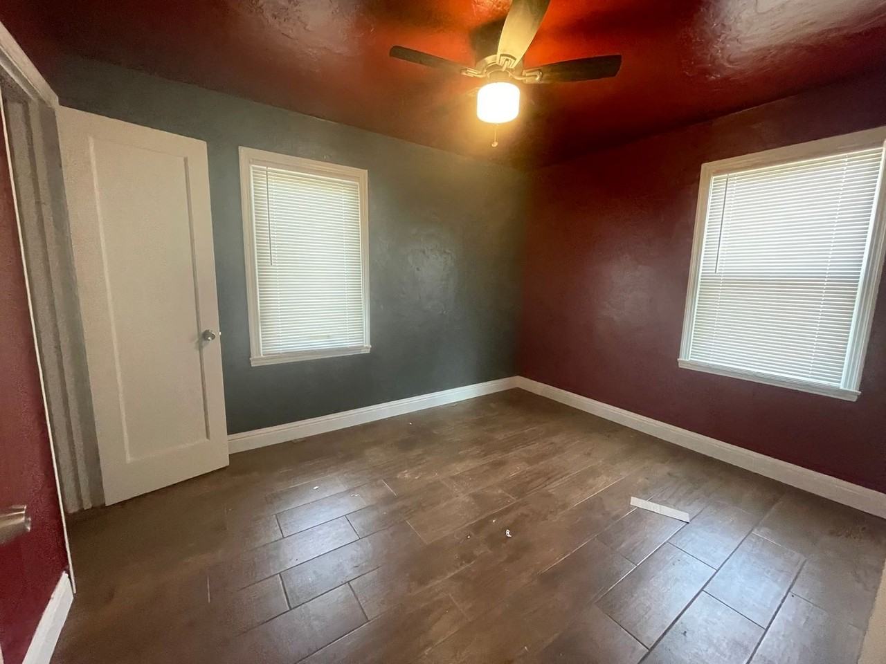 426 Pine St - Photo 7 of 13