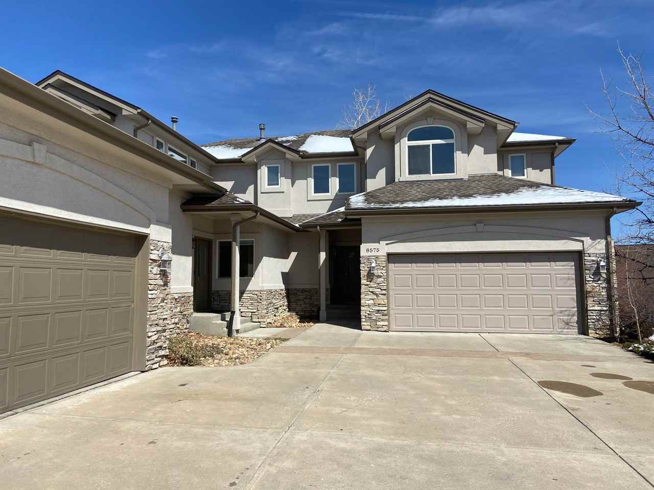 8575 W 93rd Ct - Photo 2 of 31