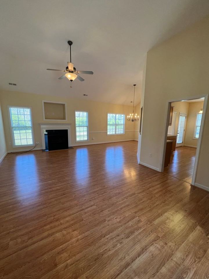 5115 Duncan Rd - Photo 3 of 18