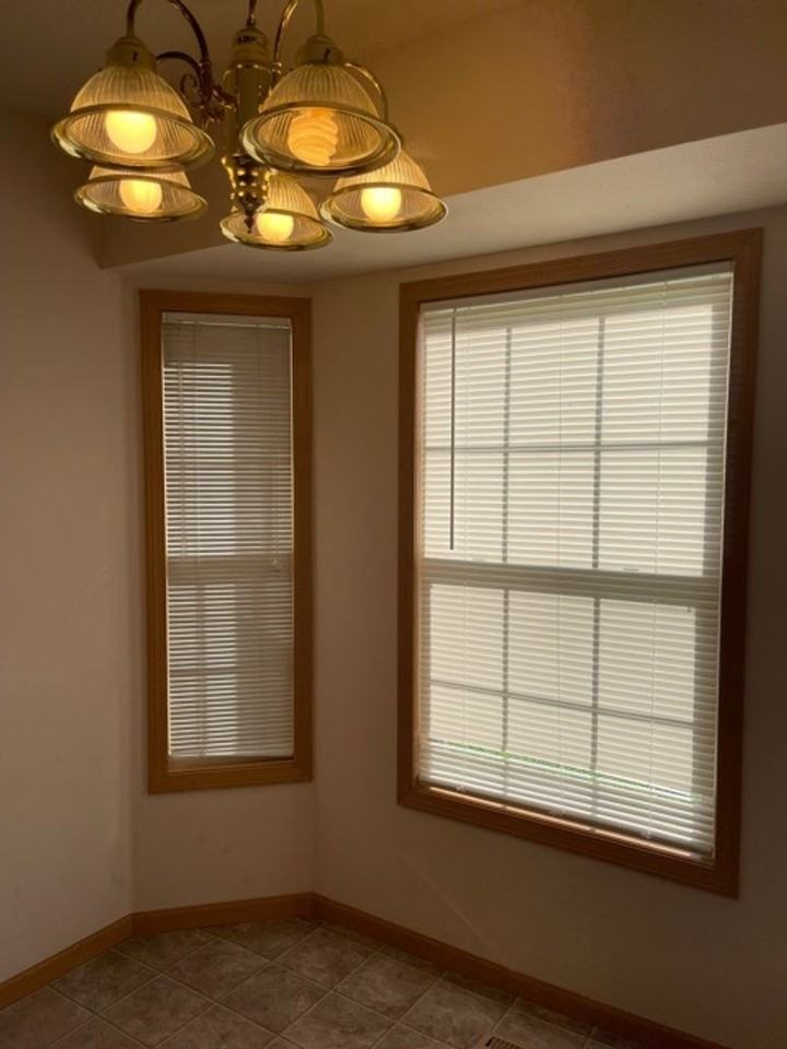 124 Arrowhead Rd - Photo 6 of 20