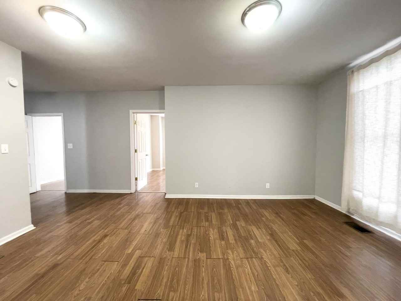 118 N Martin St - Photo 6 of 30