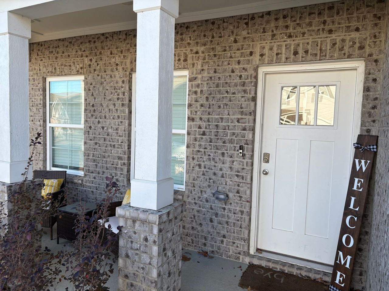 22669 Joselyn Green Drive - Photo 2 of 27