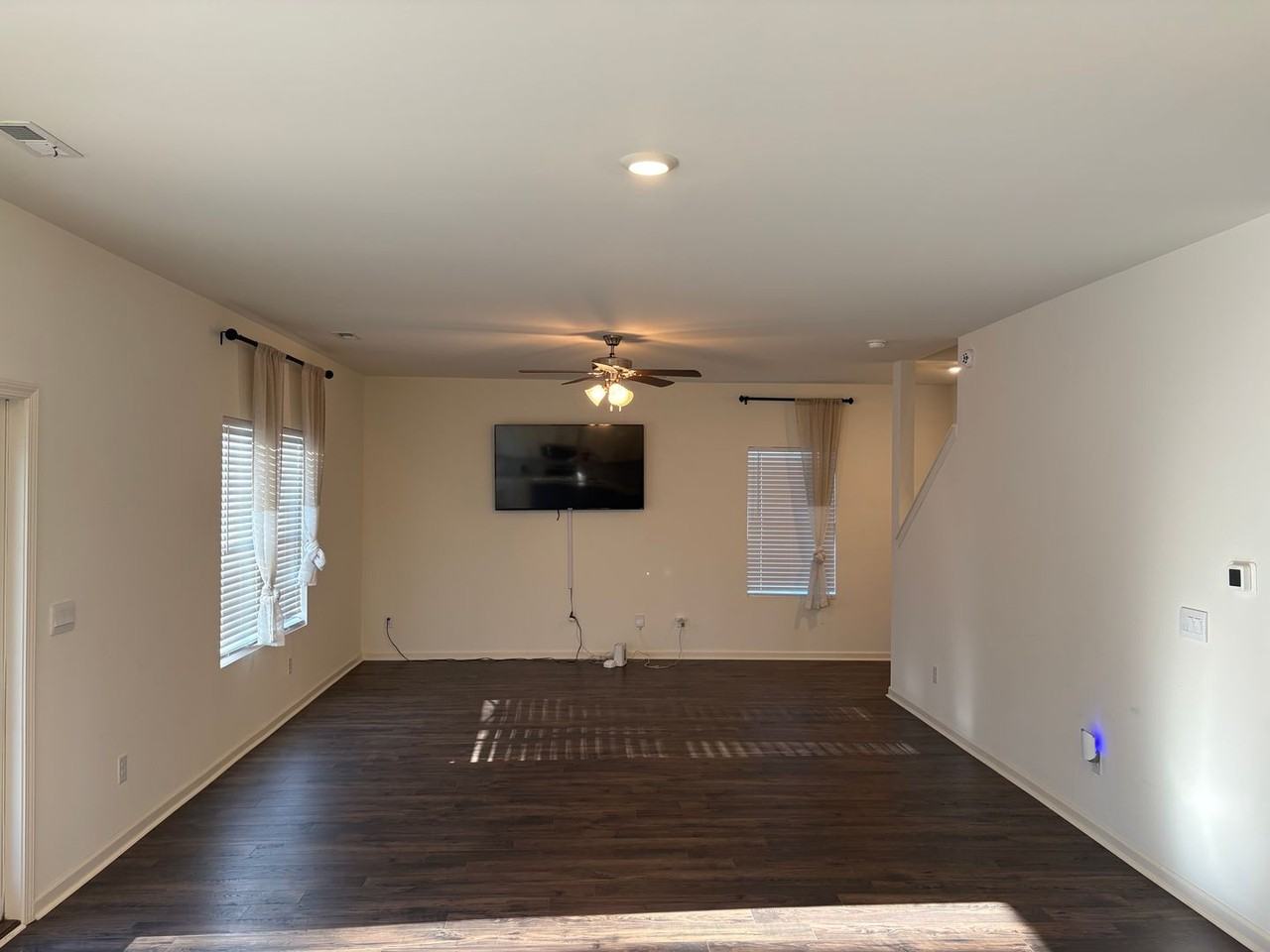 22669 Joselyn Green Drive - Photo 6 of 27