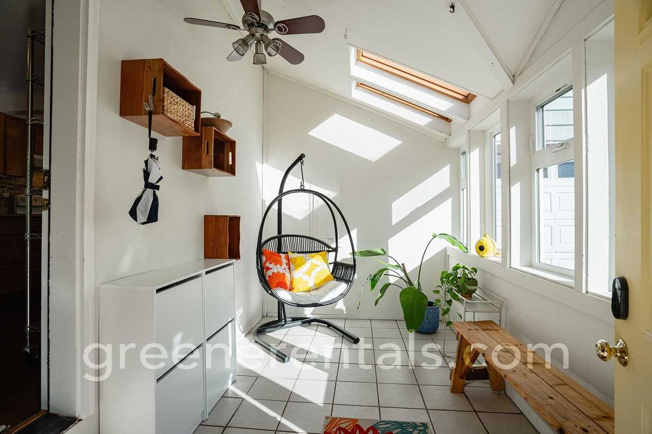 4102 Cooper Point Rd Nw - Photo 2 of 36