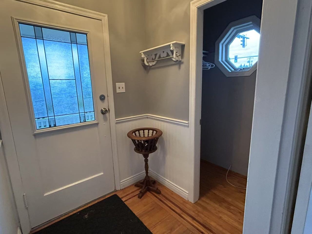15611 24 Avenue - Photo 2 of 15