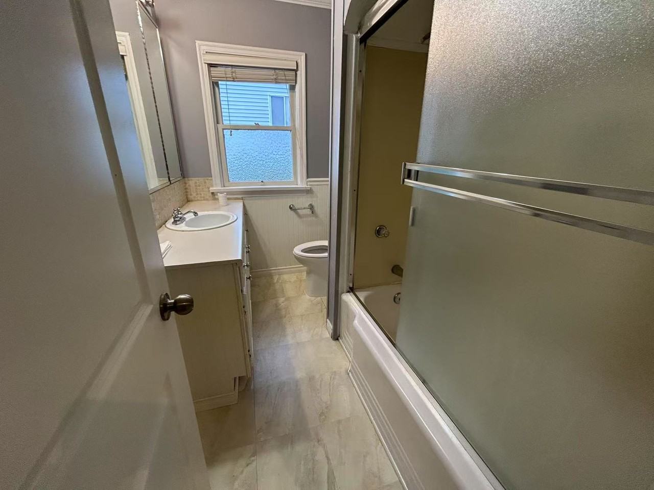 15611 24 Avenue - Photo 7 of 15
