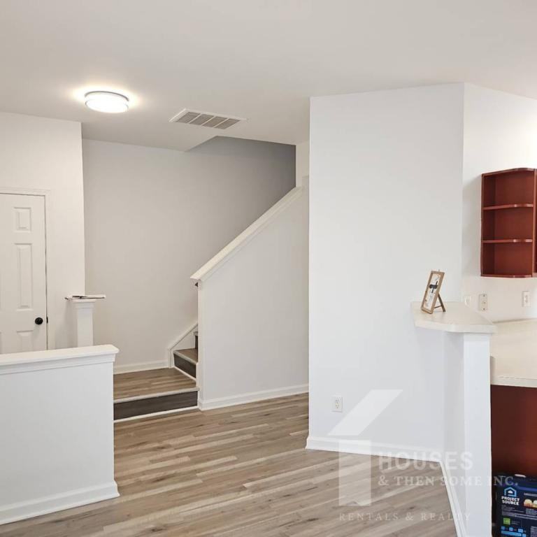 151 Spring Crossing Cir - Photo 6 of 12