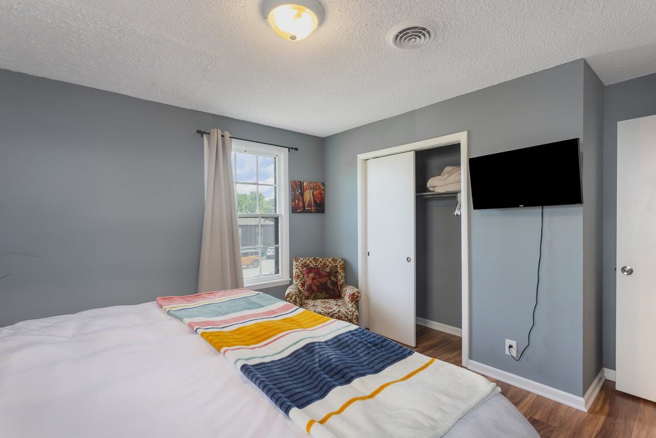 2307 Dalebrook Ct - Photo 5 of 18