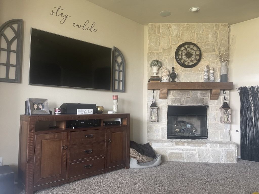 45 Auburn Dr - Photo 3 of 12