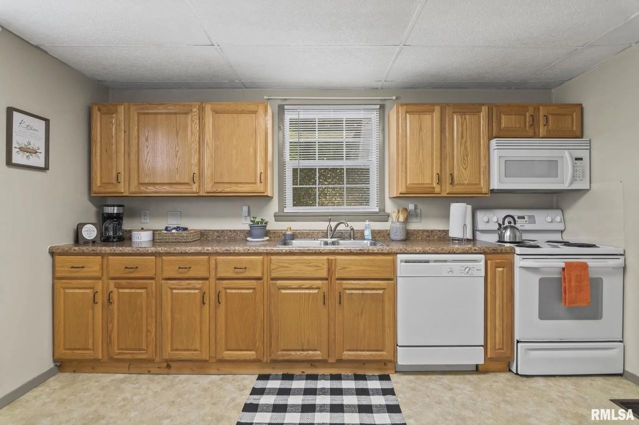 1343 N 2nd St - Photo 6 of 11