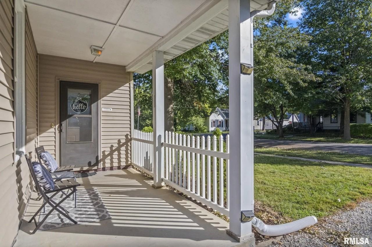 1343 N 2nd St - Photo 2 of 11