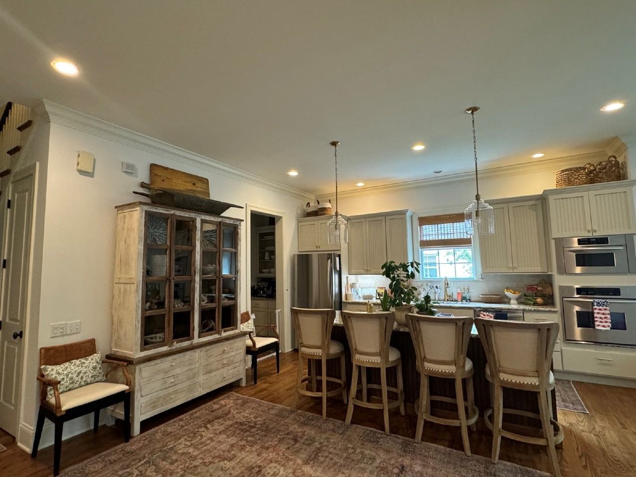 3015 Viscount St - Photo 5 of 36