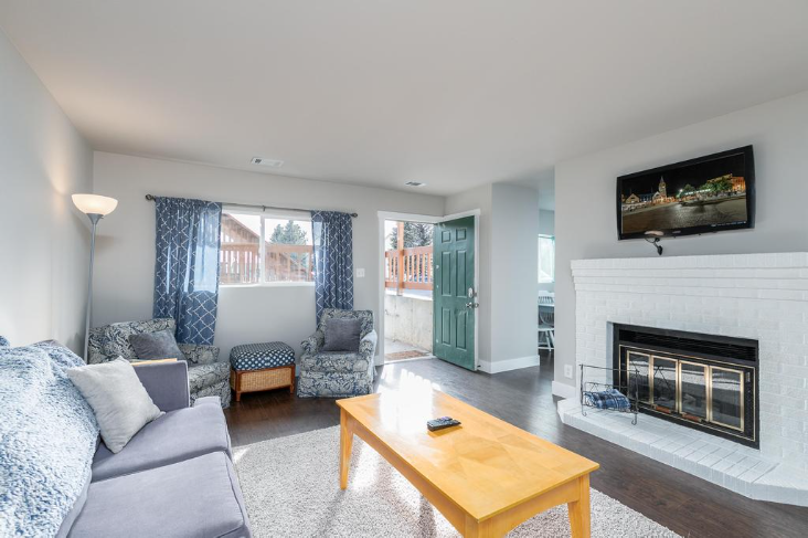 4051 Garden Ct - Photo 5 of 31