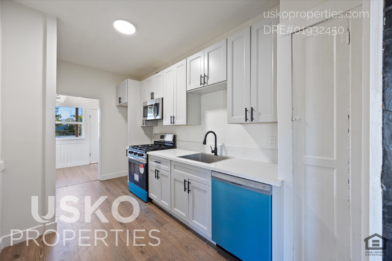 1717 26th St Apt 3 #Apt 3