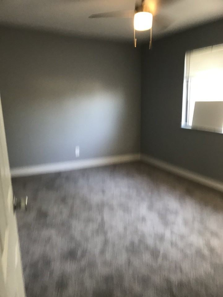 735 Halyard St - Photo 7 of 11