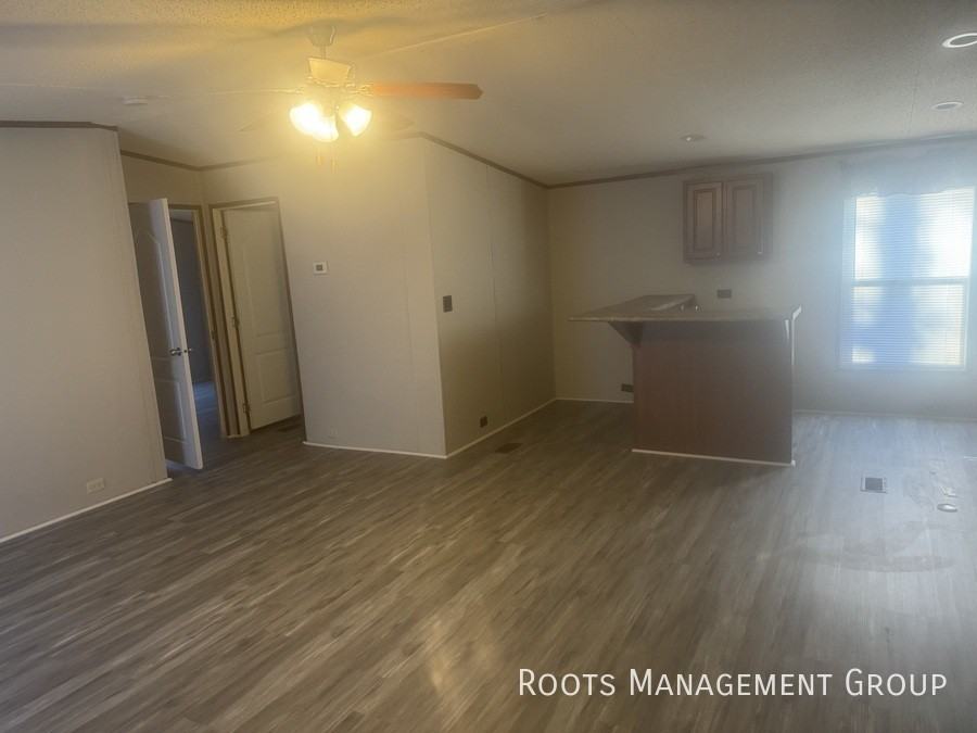 608 Stoney Creek Dr #64 - Photo 3 of 12