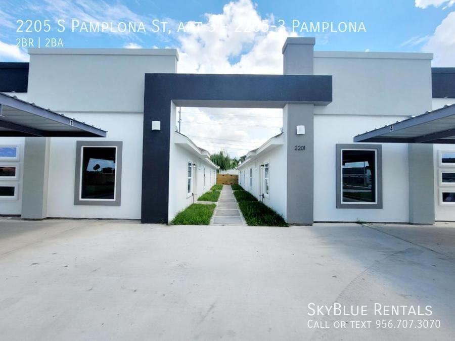 2205 S Pamplona St - Photo 4 of 19