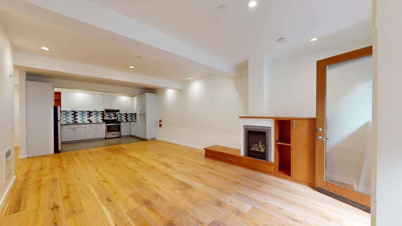 750 14th St #C - Photo 5 of 19