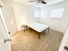 4605 Nw Ozmun Ave - Photo 1 of 1