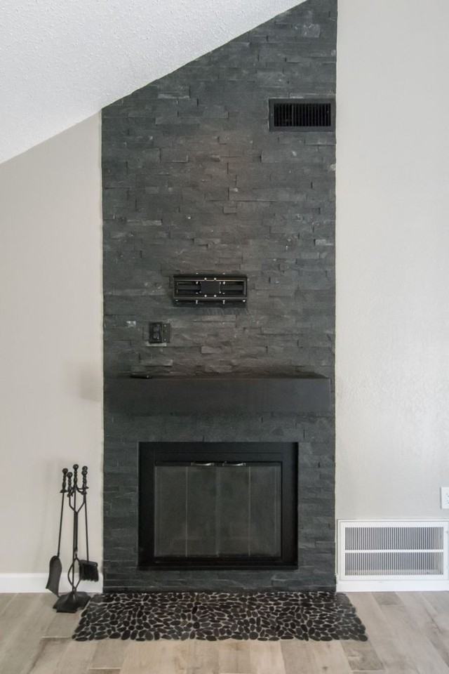 3142 Royal Gable Dr - Photo 7 of 39