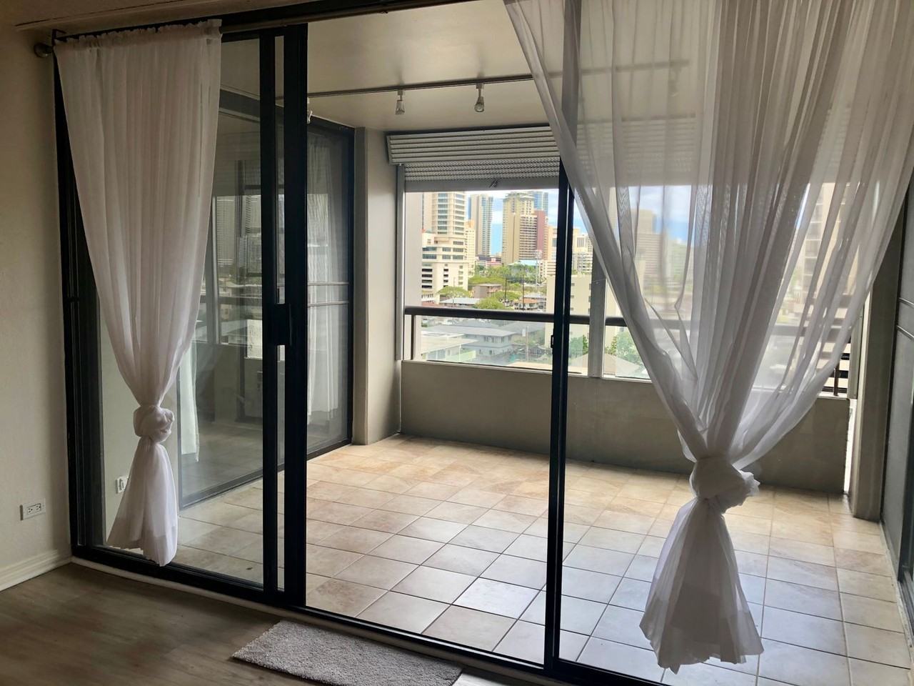 2100 Date St #705 - Photo 4 of 19