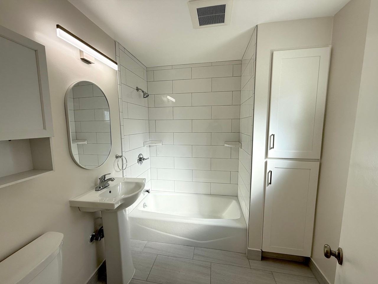 1450 Laurel St #4 - Photo 7 of 10
