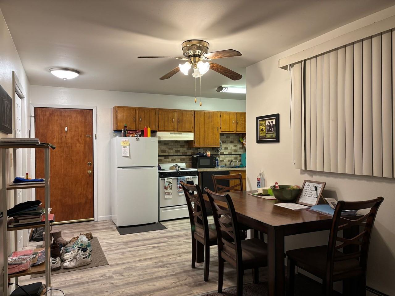 Islebrook Apartments - Photo 7 of 29