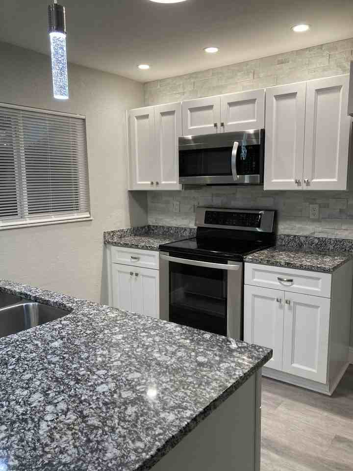 1511 Shelley Pl #1511 - Photo 3 of 28