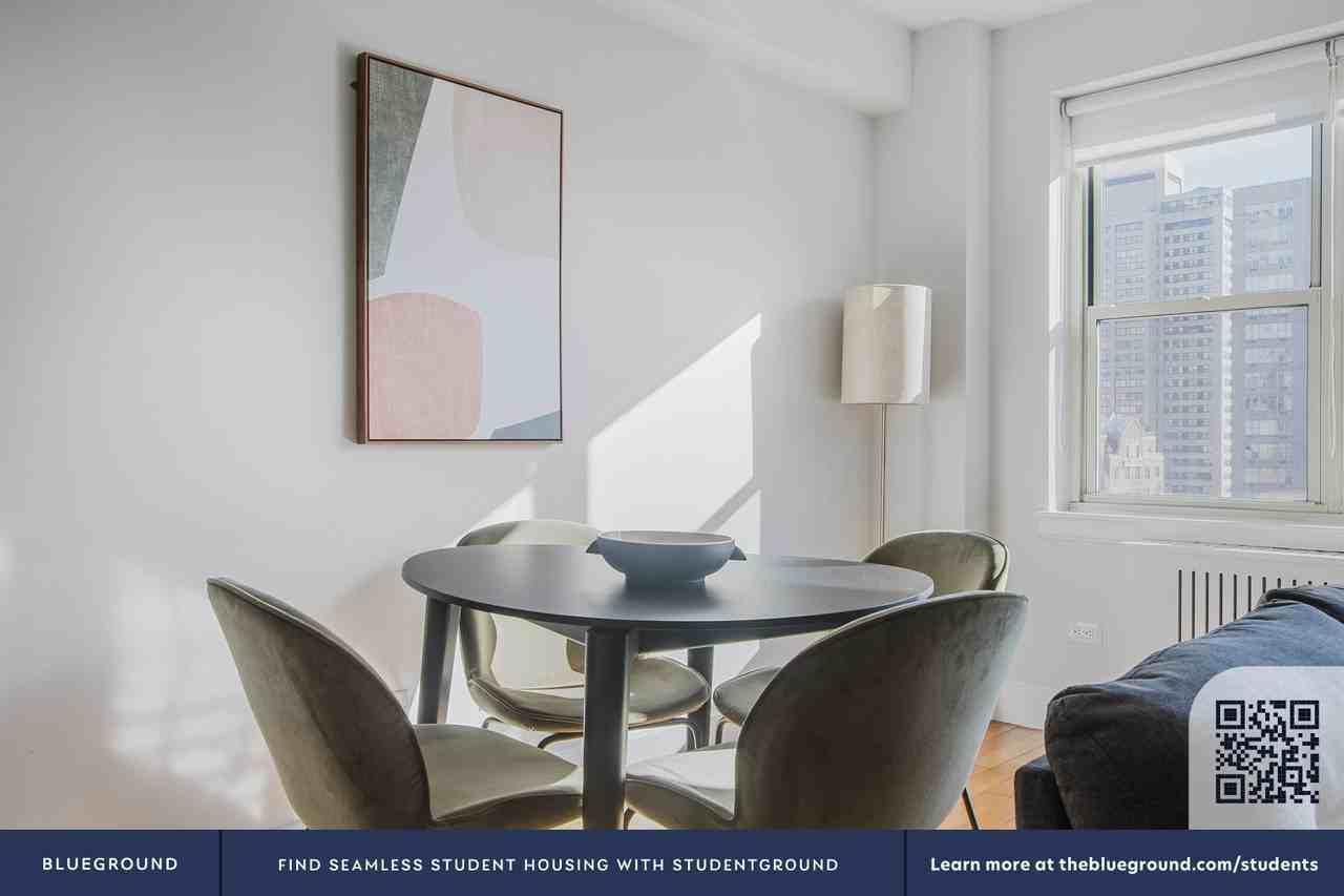 41 Park Avenue - Photo 7 of 33