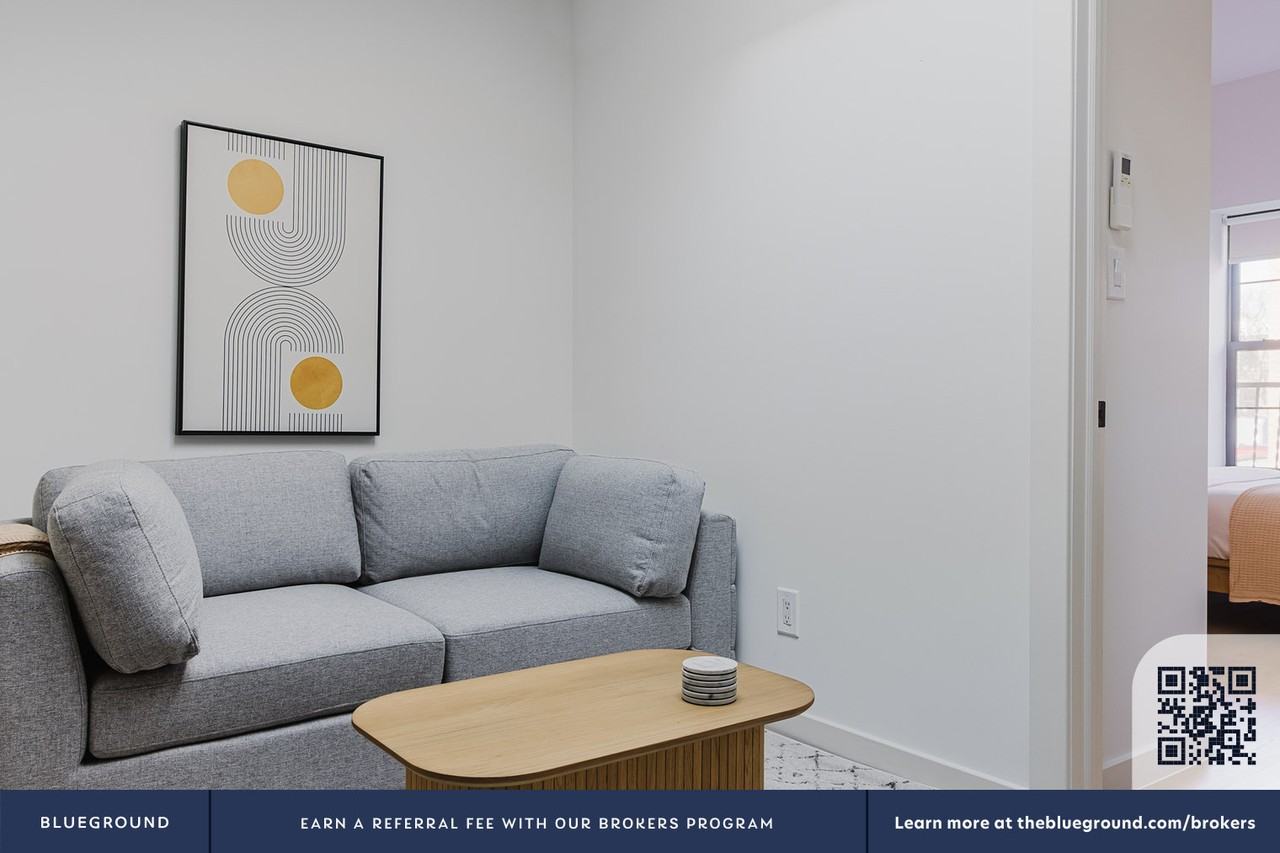 154 Atlantic Ave #1726 - Photo 5 of 20