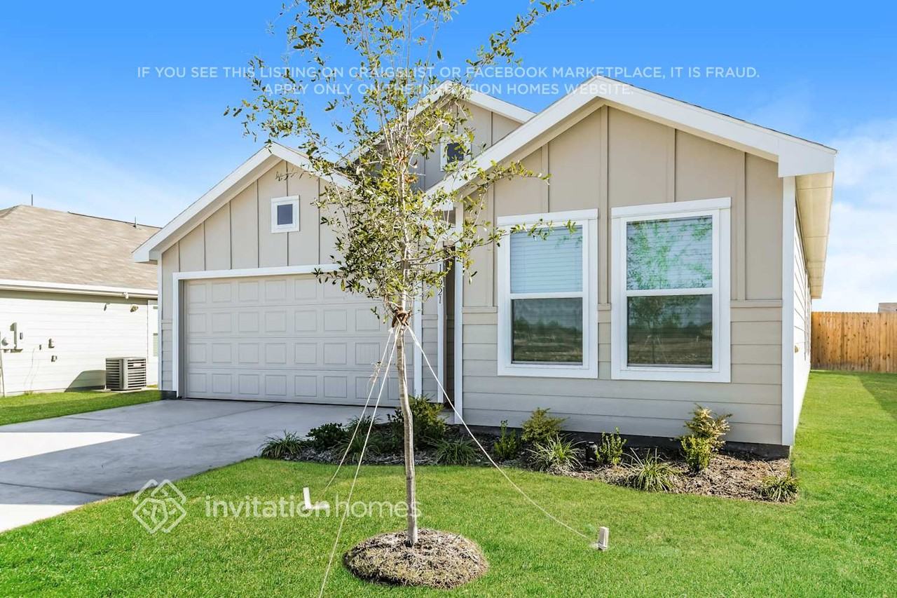 10221 Hackberry Spring Way - Photo 2 of 18