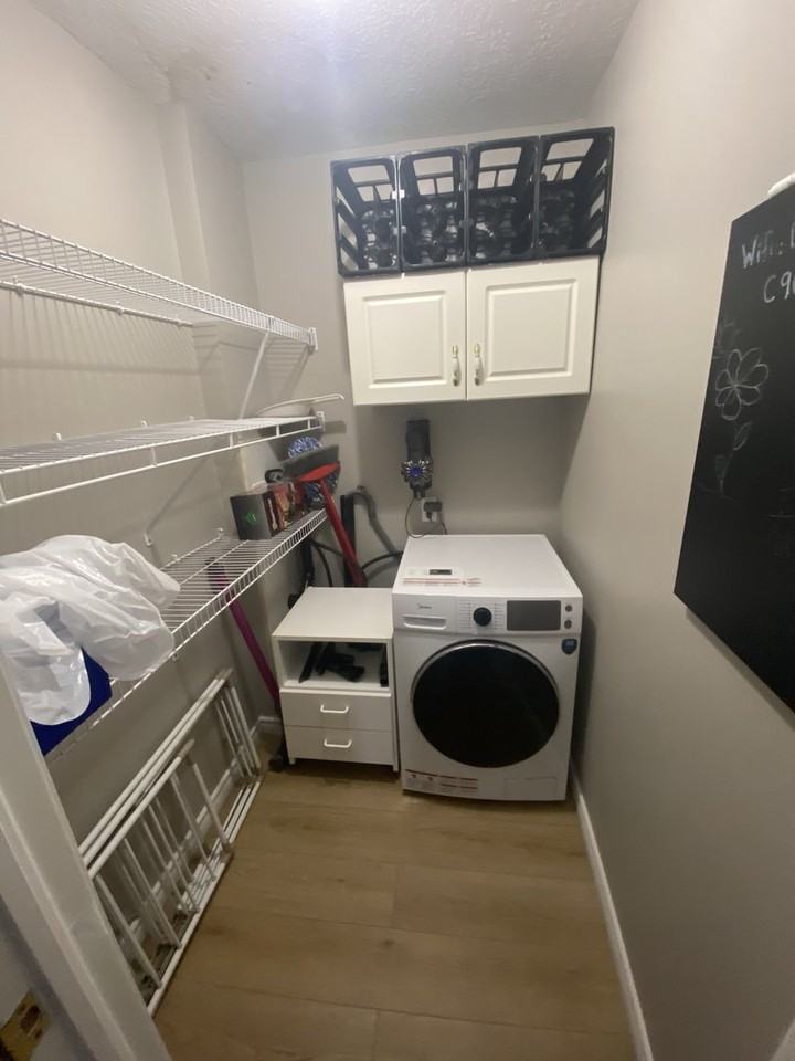 210 Briarfield Crt - Photo 3 of 11