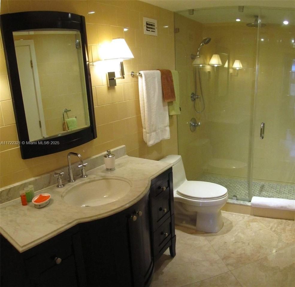 100 Lincoln Rd #444 - Photo 7 of 18