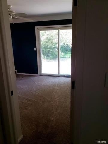 26656 Rouge River Dr - Photo 5 of 15