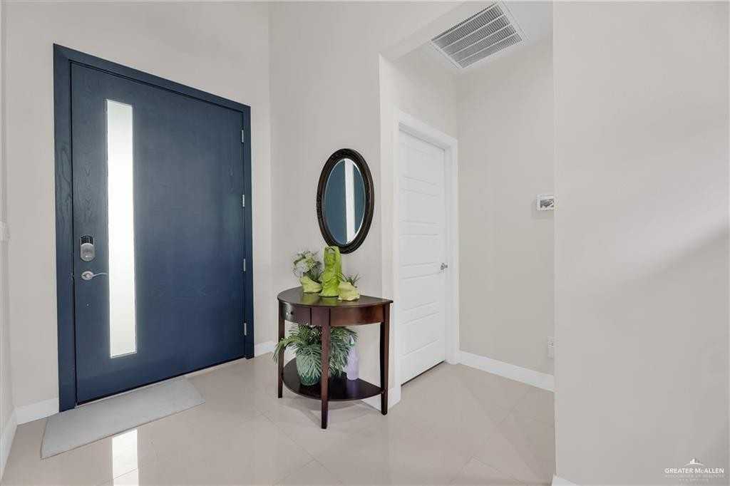 1708 Ozark Ave - Photo 2 of 12