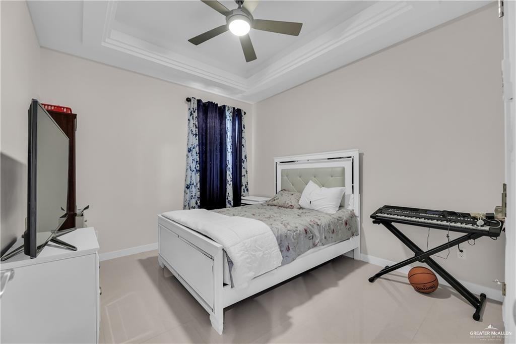 1708 Ozark Ave - Photo 4 of 12