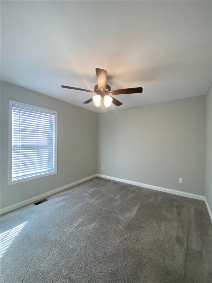 153 Spokane Ct - Photo 3 of 9