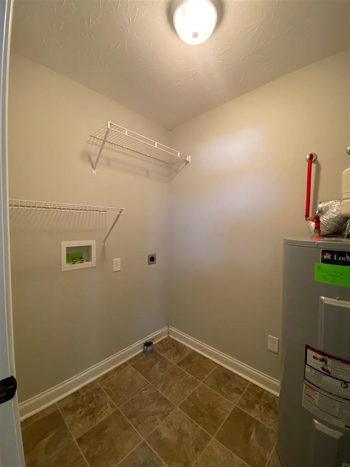 153 Spokane Ct - Photo 7 of 9