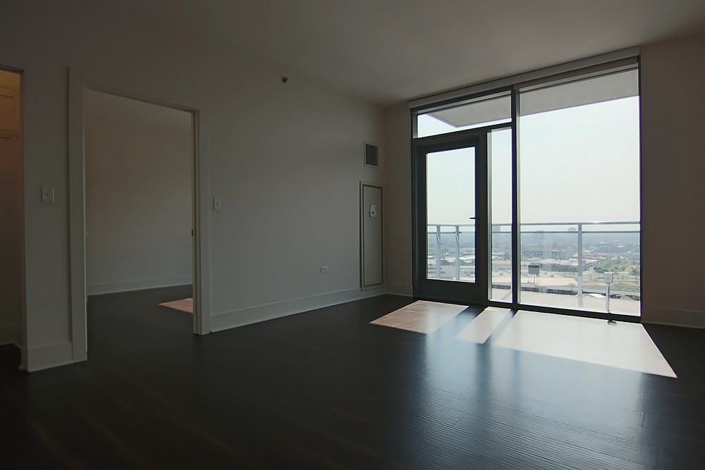 1457 N Halsted St #1-1 - Photo 2 of 9