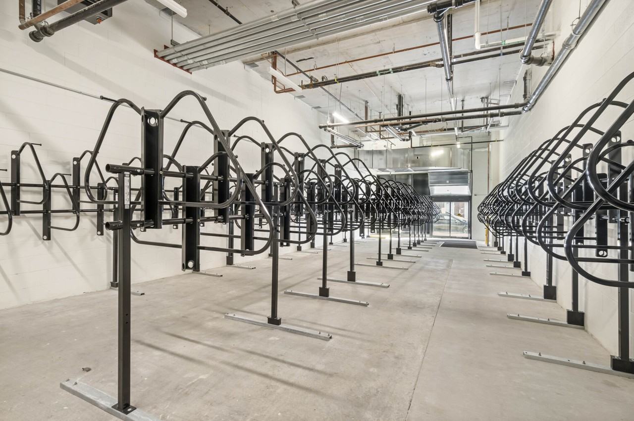 4611 N Broadway St #1-1 - Photo 7 of 17