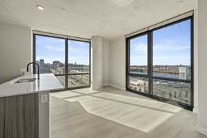 featured image of 4611 N Broadway St #2-2