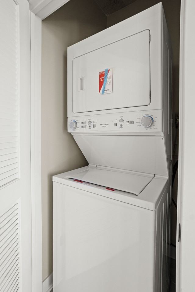 4611 N Broadway St #1-1 - Photo 6 of 17