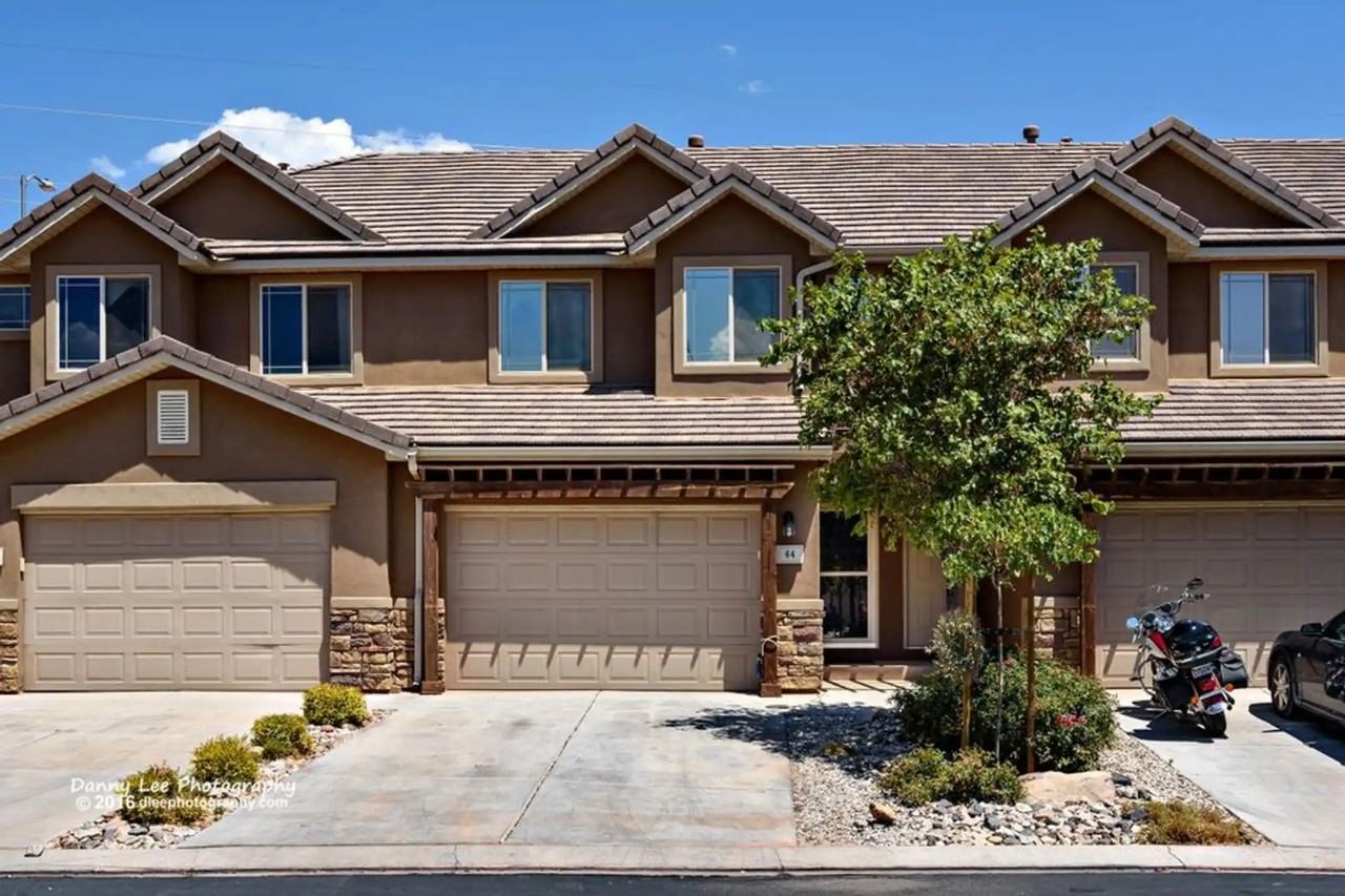 1000 E Bluff View Dr - Photo 3 of 18