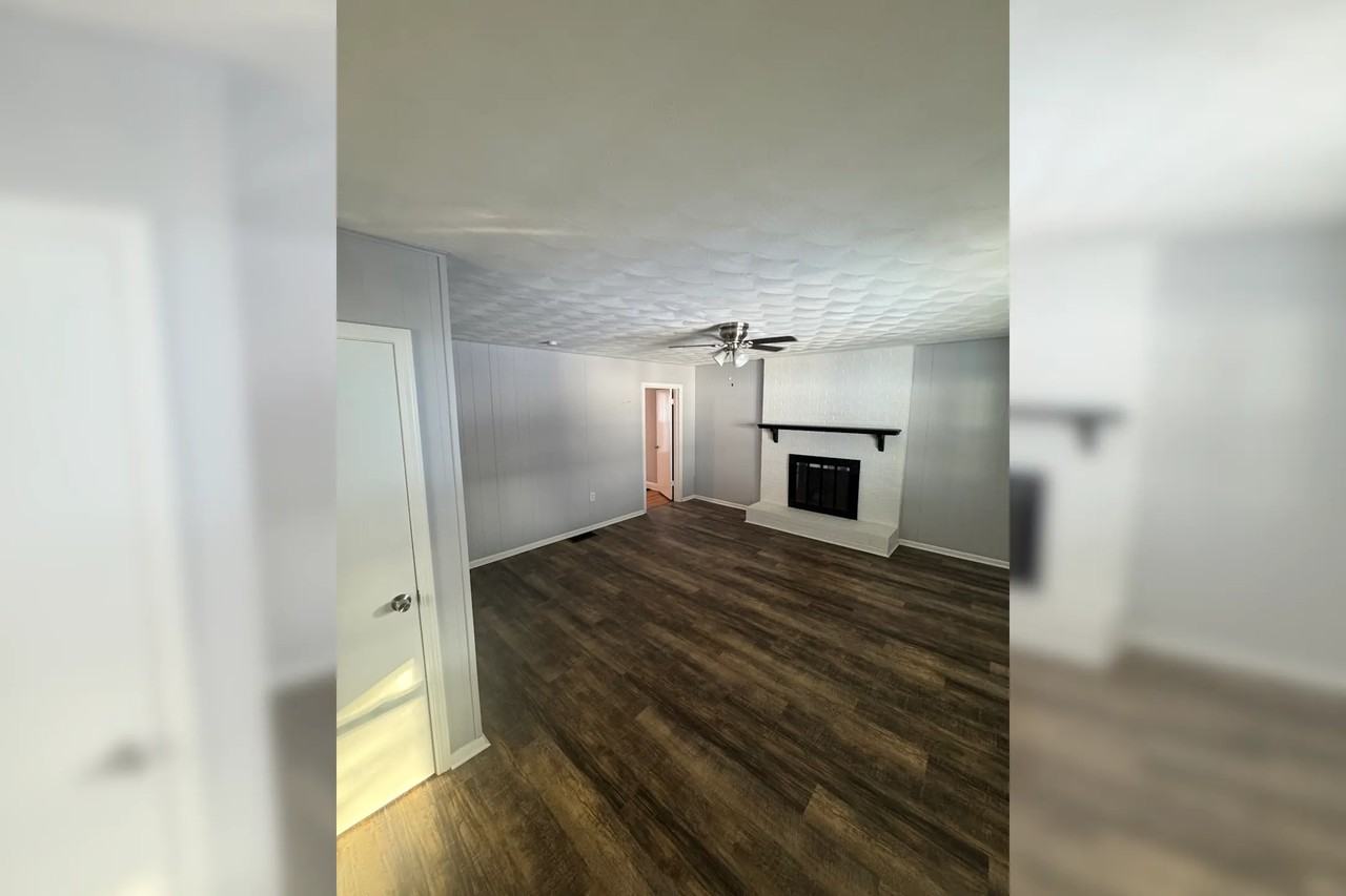 4920 S 5th St - Photo 2 of 16