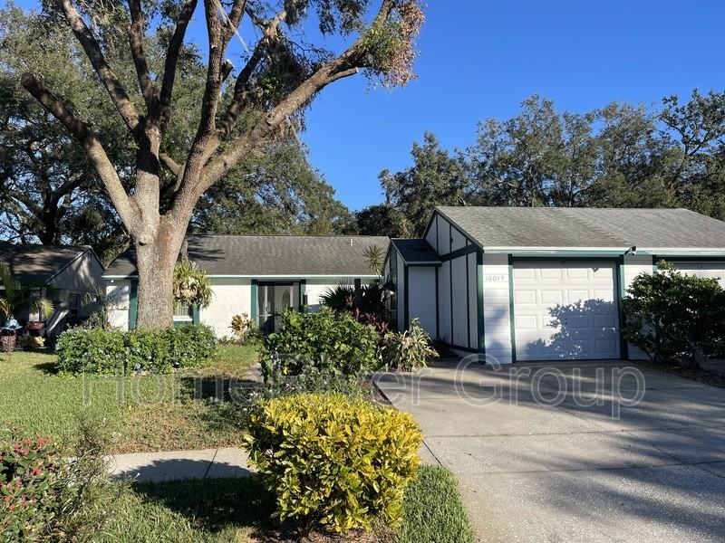 16019 Grass Lake Dr - Photo 2 of 29