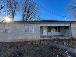 featured image of 3340 E Portland St #B