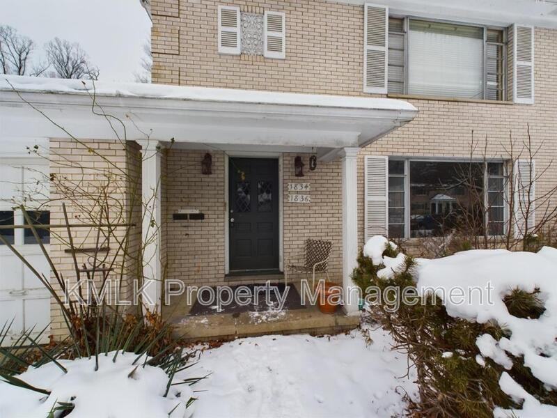 1836 Cromwell Dr - Photo 2 of 23