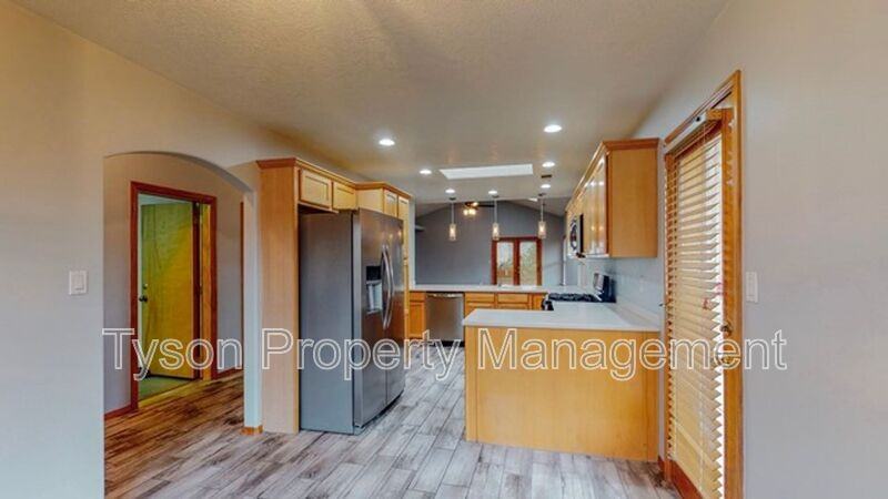 4404 Noche Clara Ave Nw - Photo 6 of 21